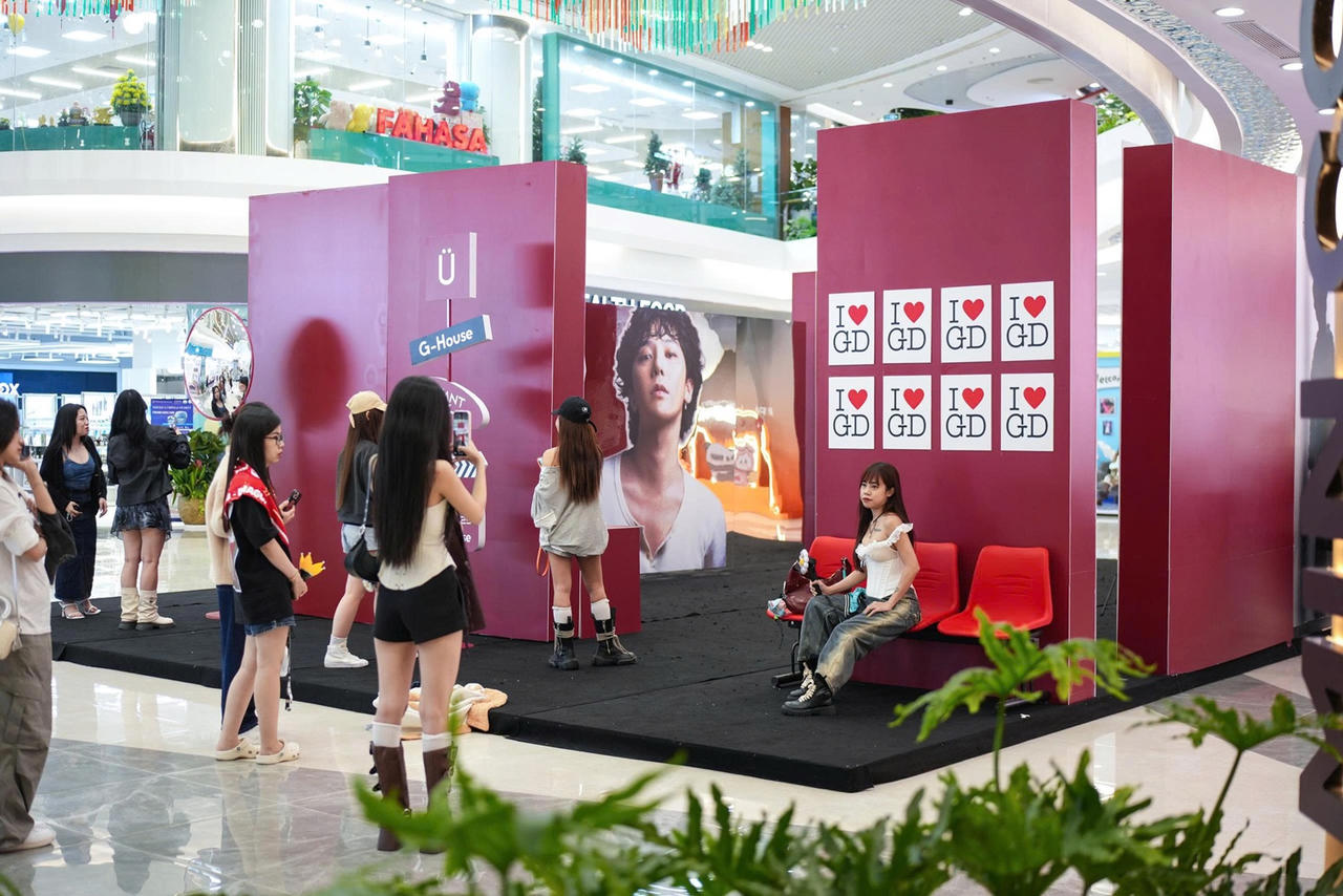 Fan đổ về Ocean City check in G-DRAGON 2025 WORLD TOUR [Übermensch] IN HANOI, háo hức chờ concert lịch sử