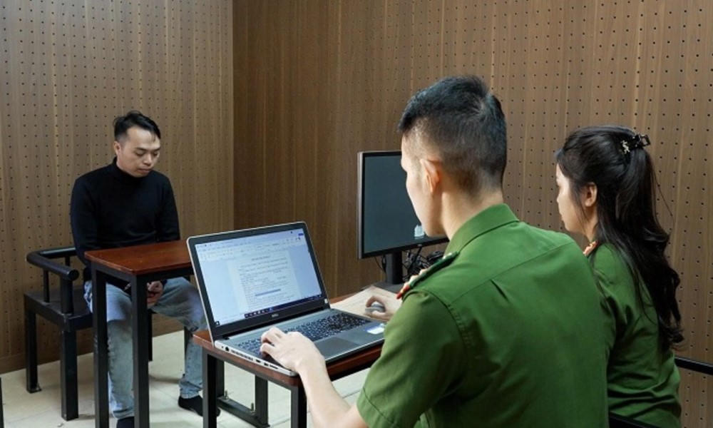 Cho vay qua app với lãi suất 2.000%/năm, nhóm đối tượng ở Lạng Sơn bị khởi tố&nbsp;