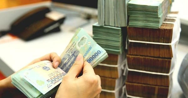 Thanh toán chậm cho nhà cung cấp nhưng có chứng từ không dùng tiền mặt thì có được khấu trừ thuế GTGT không?