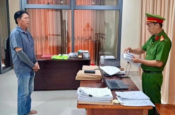 Mua hóa đơn khống, Giám đốc Công ty Dư Linh và Ba Phố bị khởi tố