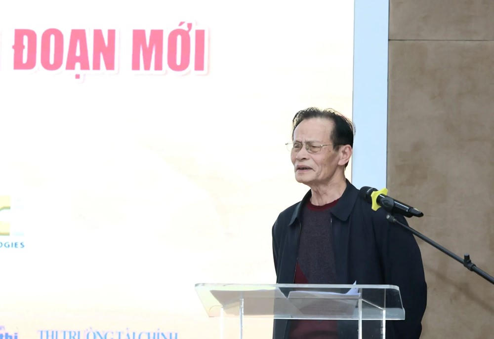 TS Lê Xuân Nghĩa phát biểu tại Diễn đàn