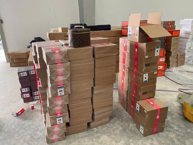 Hải quan tăng cường kiểm soát, chặn đứng đường dây lợi dụng xuất xứ Việt Nam