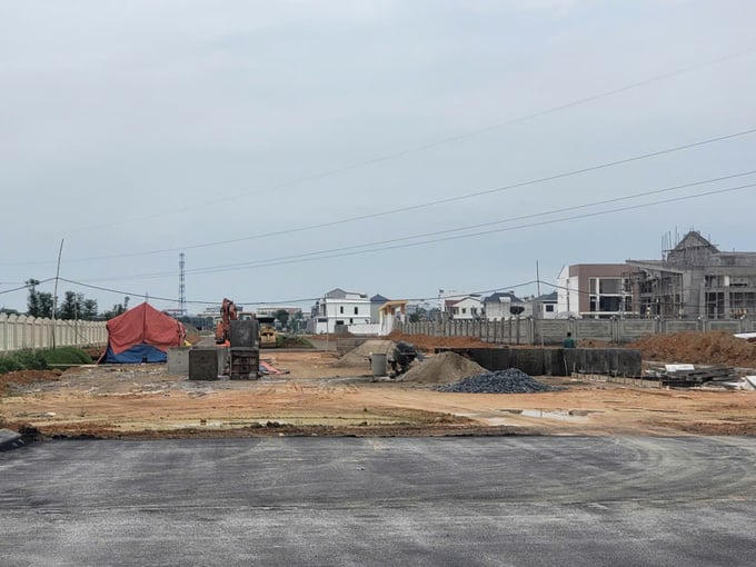 Nghệ An: 127 dự án đầu tư công đang bị dừng, thi công dở dang