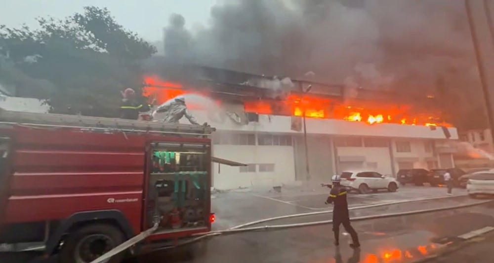 Cháy lớn tại Nhà máy Bia Hà Nội - ảnh 1