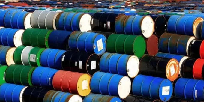 Giá dầu thế giới giảm và xu hướng trong tuần