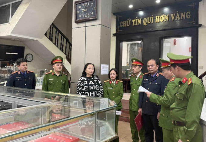 Bắt chủ tiệm vàng Kim Chung ở Thanh Hóa vì trốn thuế