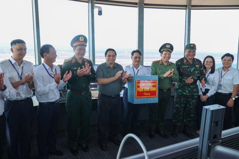 Thủ tướng: Dự án sân bay Long Thành thay đổi từng ngày, sẽ đón chuyến bay chính thức đầu tiên vào 19/12