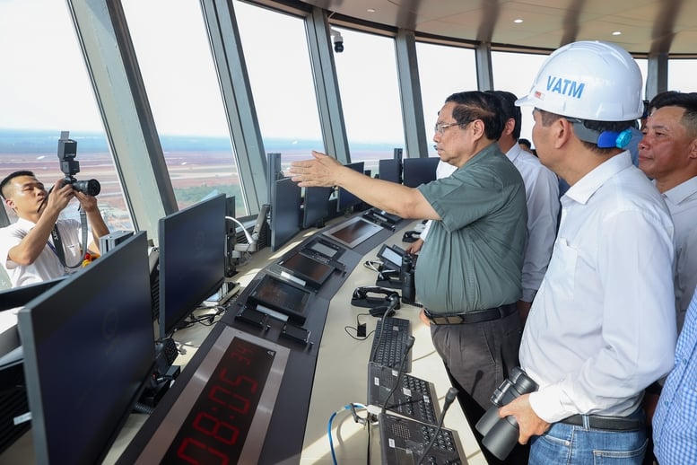 Thủ tướng: Dự án sân bay Long Thành thay đổi từng ngày, sẽ đón chuyến bay chính thức đầu tiên vào 19/12