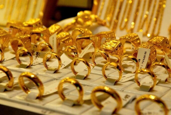 Giá vàng trong nước đi ngang