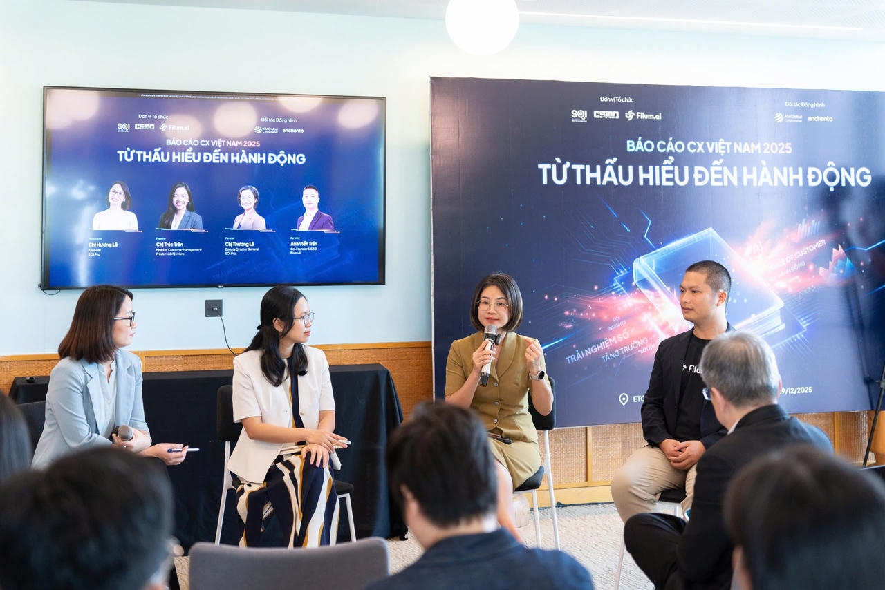 Chuyên gia chia sẻ tại lễ công bố Báo cáo CX Việt Nam 2025, tổ chức sáng 19/12