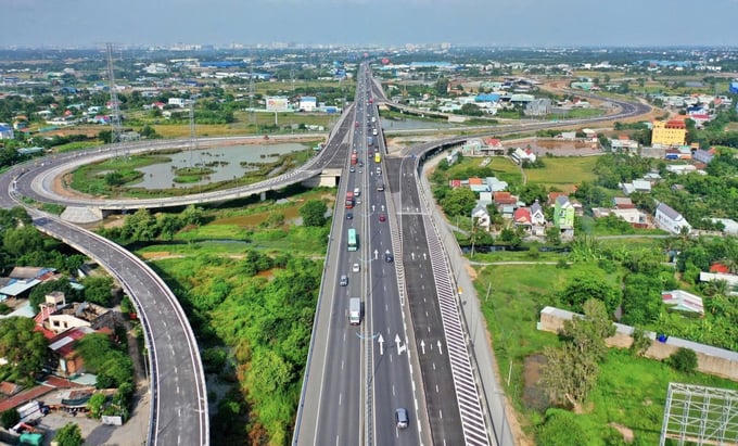 Bất động sản phía Tây TP.HCM bắt đầu tăng tốc