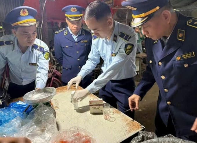 Hà Tĩnh tăng cường kiểm tra các hoạt động kinh doanh trên sàn thương mại điện tử