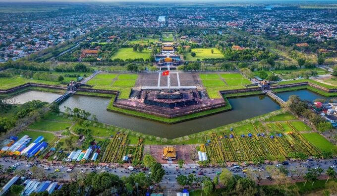 10 sự kiện kinh tế - xã hội nổi bật năm 2025