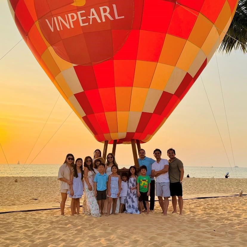 Không khí countdown 2026 rực rỡ ánh sáng, rộn ràng âm thanh và rạo rực cảm xúc tại các trung tâm lễ hội “họ Vin”