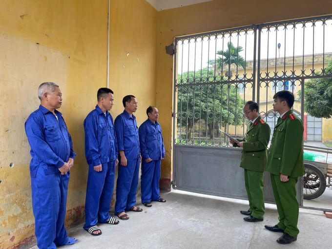 Hưng Yên: Bắt loạt chủ hộ kinh doanh trốn thuế gần 19 tỷ đồng