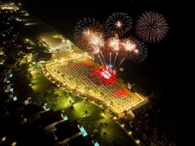 Không khí countdown 2026 rực rỡ ánh sáng, rộn ràng âm thanh và rạo rực cảm xúc tại các trung tâm lễ hội