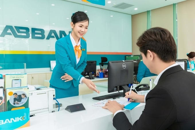 Hệ sinh thái sở hữu xoay quanh Chủ tịch ABBank Vũ Văn Tiền