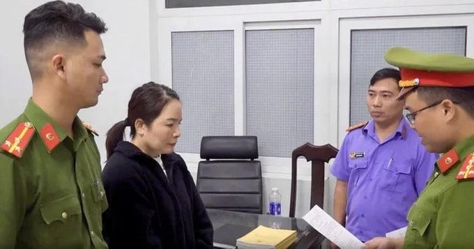 Khánh Hòa: Lừa bán đất suất ngoại giao, nữ Giám đốc Công ty TNHH Dịch vụ Hoàng Gia Việt Nam bị bắt