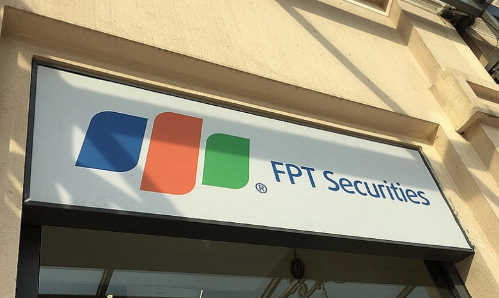 Chủ tịch HĐQT Chứng khoán FPT Nguyễn Văn Dũng xin từ nhiệm