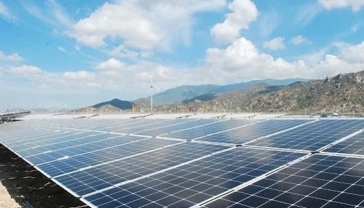 Năng lượng Hồng Phong 2 bị phạt do vi phạm công bố thông tin