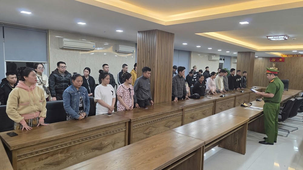 Triệt phá đường dây mua bán tài khoản ngân hàng quy mô hàng nghìn tỷ đồng 