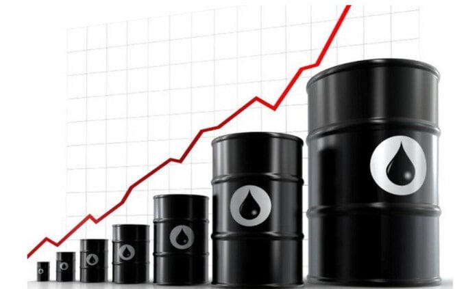 Giá dầu thế giới tăng mạnh hơn 2%