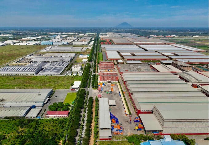 Bất động sản công nghiệp tăng tốc: “Giấy thông hành” cho đường đua dài hạn