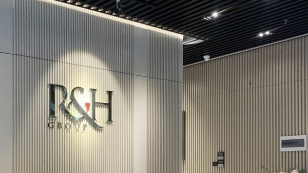 Vi phạm công bố thông tin, Tập đoàn R&H và Đầu tư Tấn Hưng bị phạt