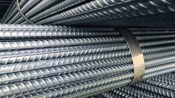 Giá thép giảm trên sàn giao dịch