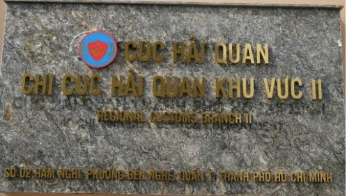 Công ty CP NVL và gần 50 doanh nghiệp nợ thuế tại Hải quan khu vực II