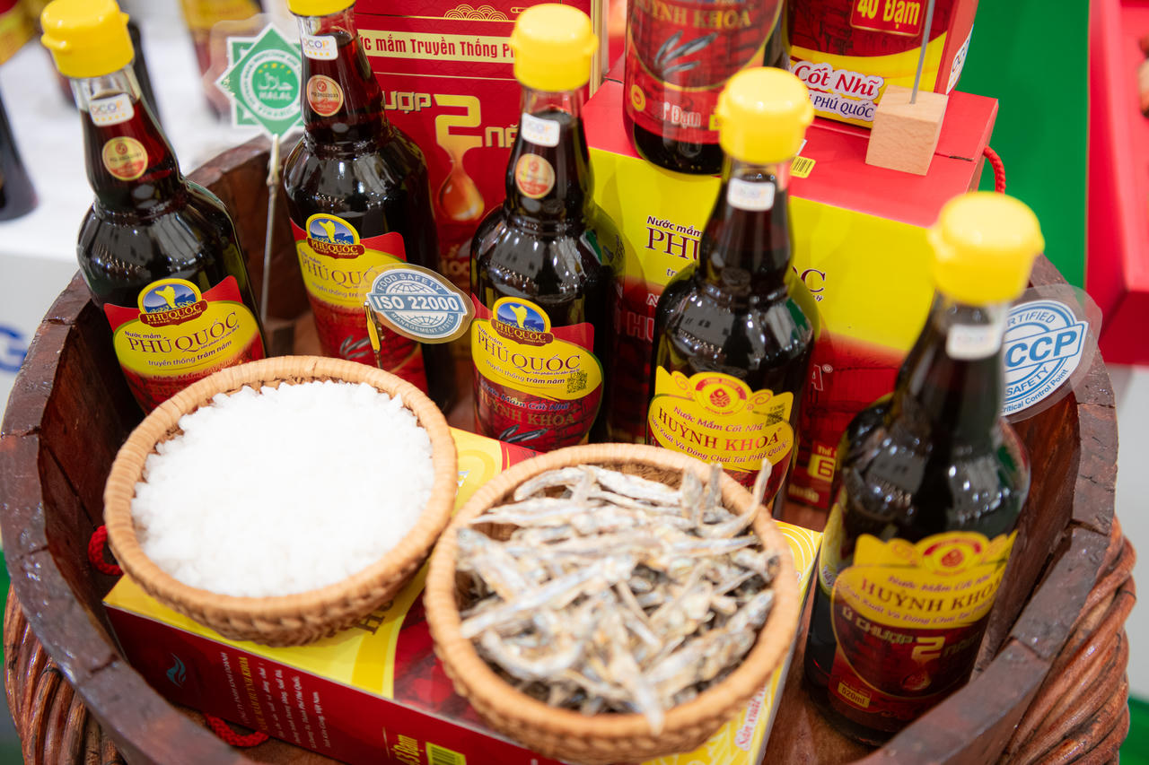 Nước mắm nhĩ Phú Quốc - An Giang