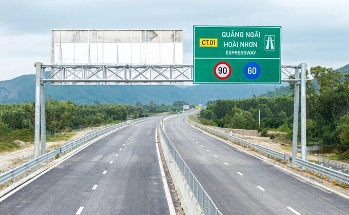 Thông xe cao tốc Quảng Ngãi - Hoài Nhơn