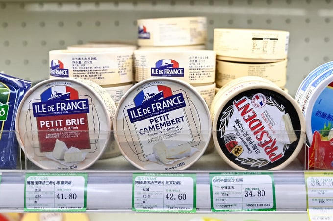 Trung Quốc sắp áp thuế chống trợ cấp đối với một số sản phẩm bơ sữa của EU