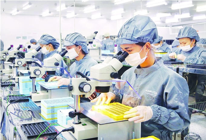 Kinh tế Việt Nam trước ngưỡng cửa mới: Thách thức chuyển hóa tăng trưởng