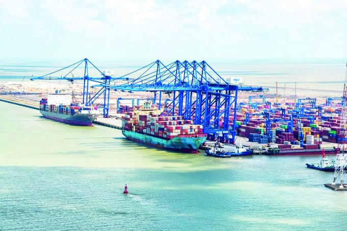 Kinh tế Việt Nam trước ngưỡng cửa mới: Thách thức chuyển hóa tăng trưởng