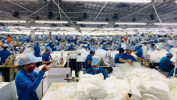 Trường hợp hàng dệt may còn tồn nguyên phụ liệu và hàng chưa xuất khẩu thì thuế GTGT kê khai thế nào?