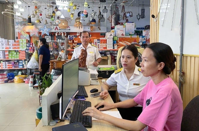 Hướng dẫn cách tính doanh thu xác định thuế TNCN của cá nhân kinh doanh