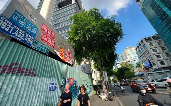 Giá thuê mặt bằng trung tâm Hà Nội, TP.HCM hạ nhiệt nhưng vẫn thuộc nhóm cao