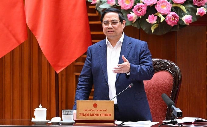 Thủ tướng đồng ý sử dụng ngay Quỹ bình ổn giá xăng dầu, xử lý các hành vi găm hàng