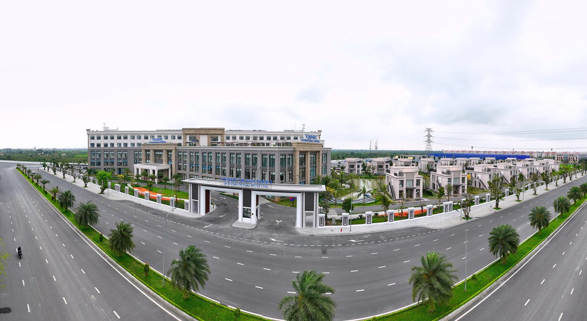 Vinmec Ocean Park 2 có diện tích 31.000 m2, quy mô 114 giường nội trú, công suất dự kiến 135.000 lượt khám mỗi năm