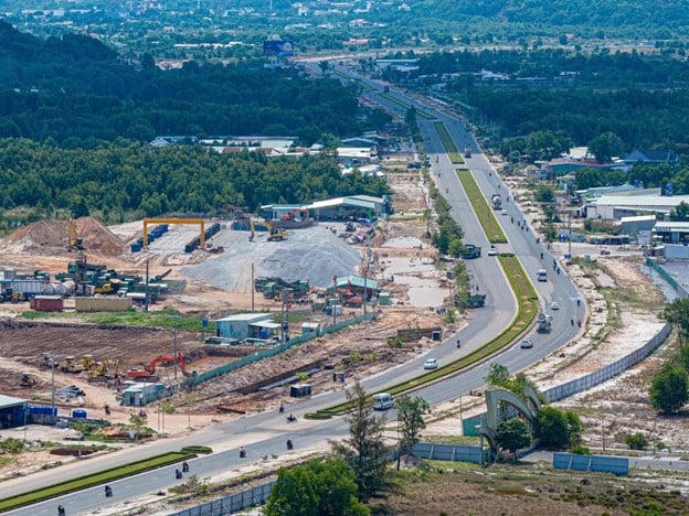 Công trường dự án tuyến đường DT975