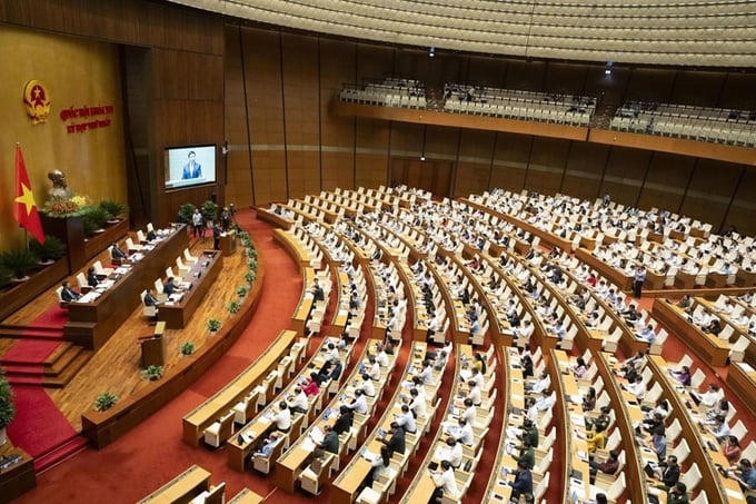 Hôm nay, Quốc hội khóa XVI bàn về thuế xăng dầu, chống lãng phí. (Ảnh: Quốc hội)