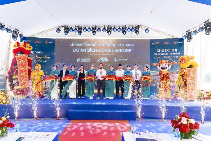 Khai trương Văn phòng bán hàng Dự án Bích Động Lakeside.