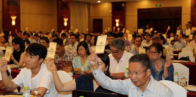 Nhà đầu tư tại Đại hội đồng cổ đông của HAGL.