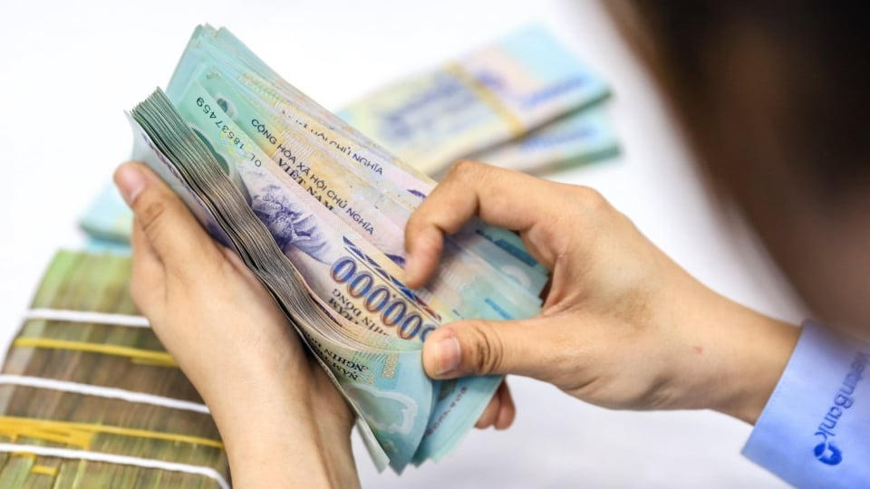 Tín dụng đạt 19,18 triệu tỷ đồng: vốn đang ưu tiên vào sản xuất, hạ tầng, nhà ở xã hội