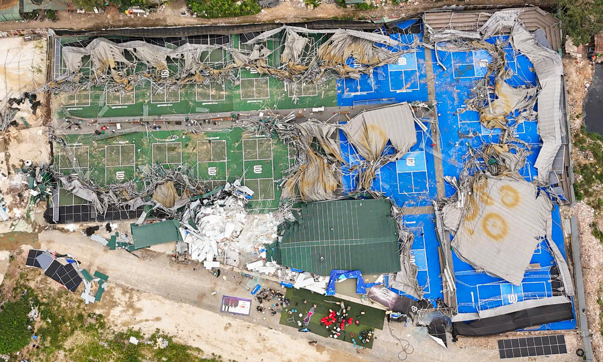 Hà Nội: Tổ hợp sân pickleball hơn 6.000m² trên đường Quang Liệt bị cưỡng chế tháo dỡ