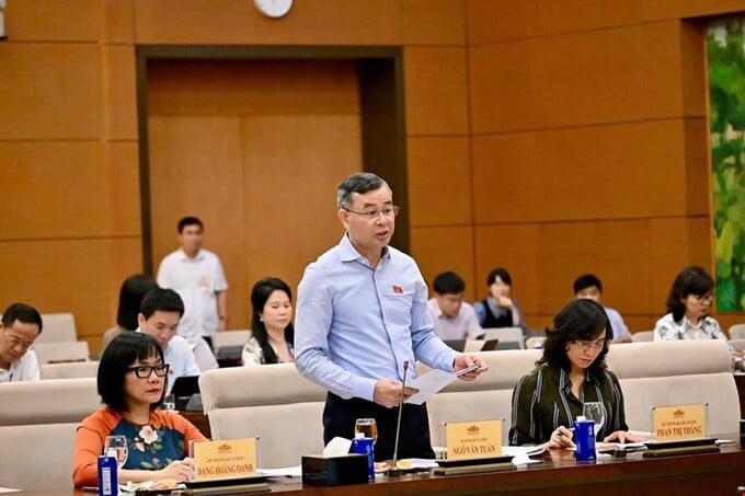 Bộ trưởng Bộ Tài chính Ngô Văn Tuấn.