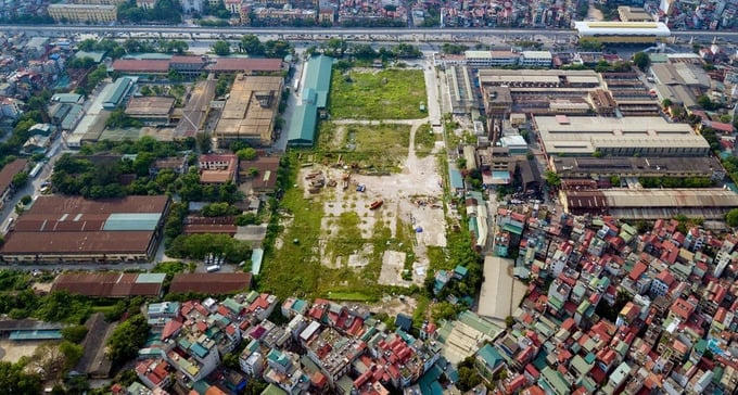 Hà Nội cho phép bán gần 4.000 căn hộ khu “Cao - Xà - Lá” cho người nước ngoài.