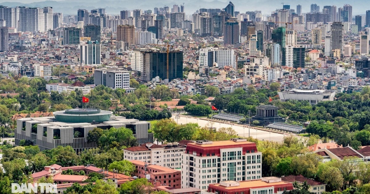 Tâm lý chờ đợi vì lãi vay cao khiến thanh khoản bất động sản sụt giảm mạnh