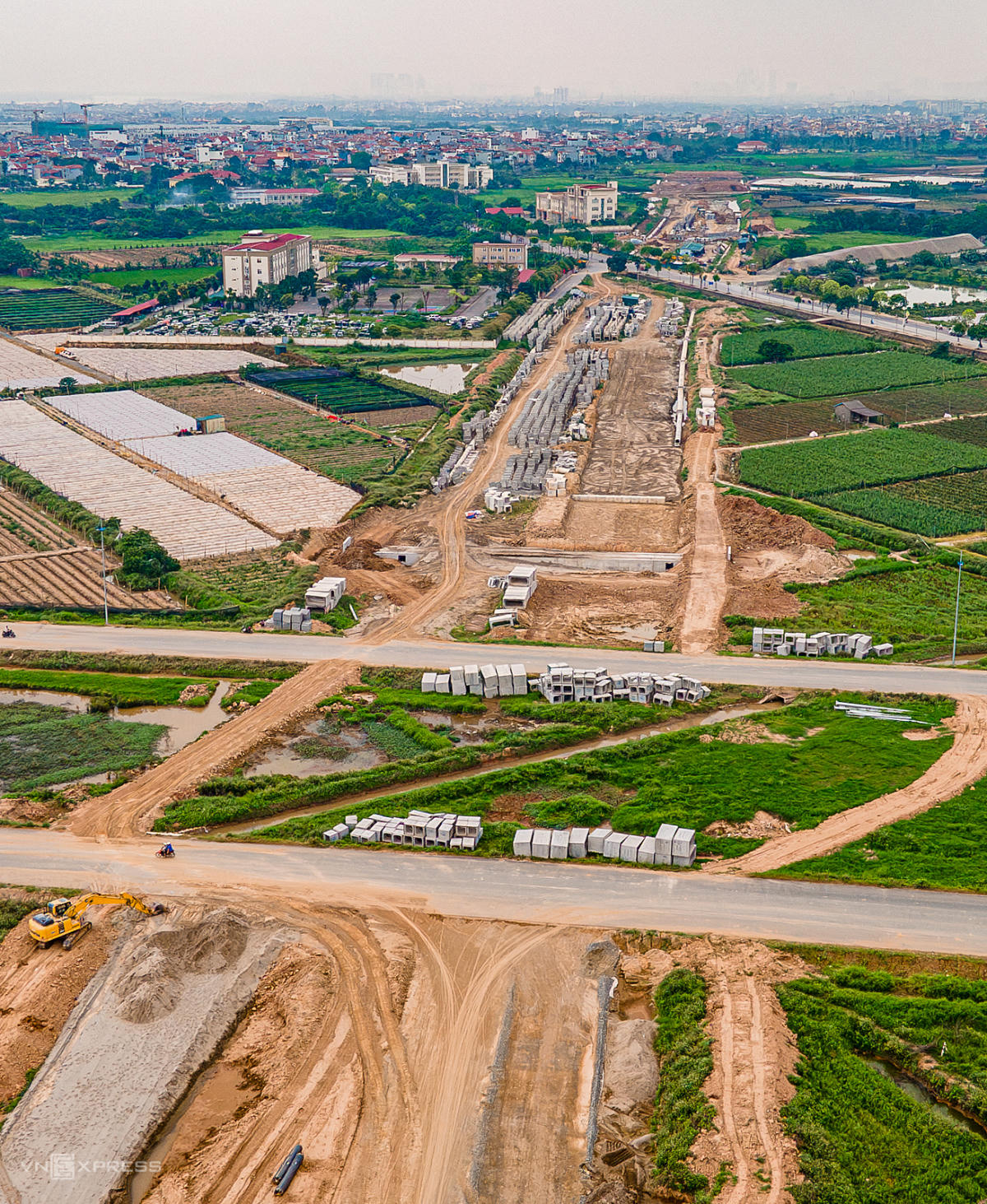 Nhà đầu tư khu Đan Phượng đừng bỏ lỡ thông tin này về đường Tây Thăng Long 10 làn xe đang thi công